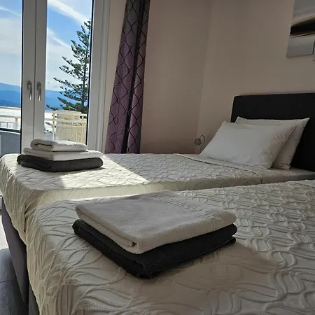 Diwani Luxury Daire Lixouri