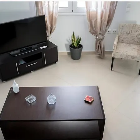 Diwani Luxury Villas Lägenhet Lixouri