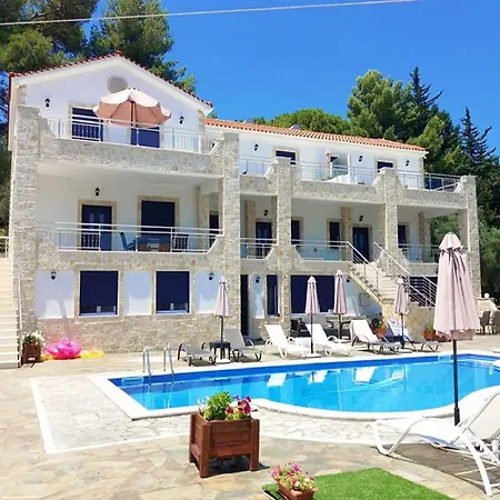 Diwani Luxury Villas Lägenhet Lixouri