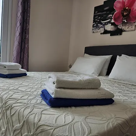 Diwani Luxury Villas *